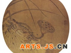 013 《晚荷郭索图》
五代 黄居寀

    此图原载《烟云集绘册》（《石渠宝笈续编》著录）。无款，签题黄居寀作。居寀为筌子。《圣朝名画评》云：黄居寀亦善画花竹毛羽，多与筌共为之，其气骨意思，深有父风。孟昶时，画四时花雀图数本，当世称绝。评曰：居寀之画鹤，多得筌骨。其有佳处，亦不能决其高下。至于花竹禽雀，皆不失筌法。 