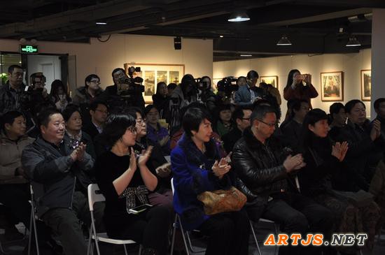 保利新春赵曼水墨人物展开幕式现场.jpg